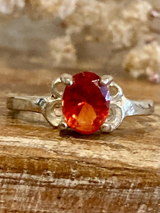 Unknown Jewelry - Sterling Silver 925 Orange Red Faceted Gemstone Ring Size 7